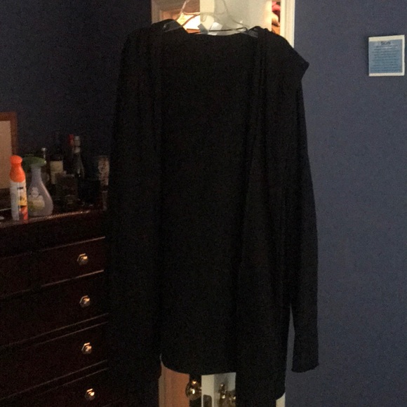 Black trench coat/hoodie - Picture 2 of 2